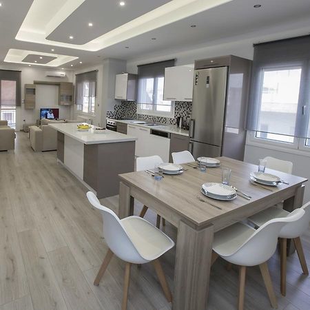 Acropolis Gem By Ghh Apartment Athena Bagian luar foto